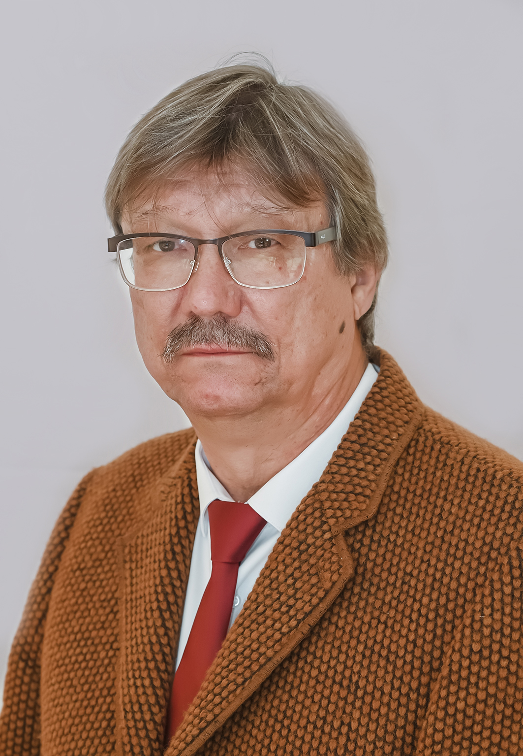 Петрушенко Сергей Юрьевич.